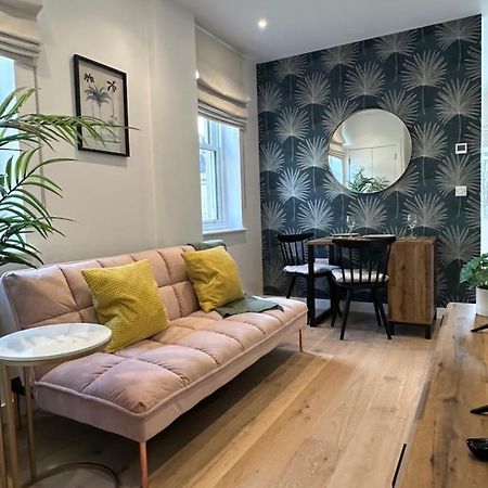 Contemporary Pied A Terre In The Heart Of Bath Exterior foto