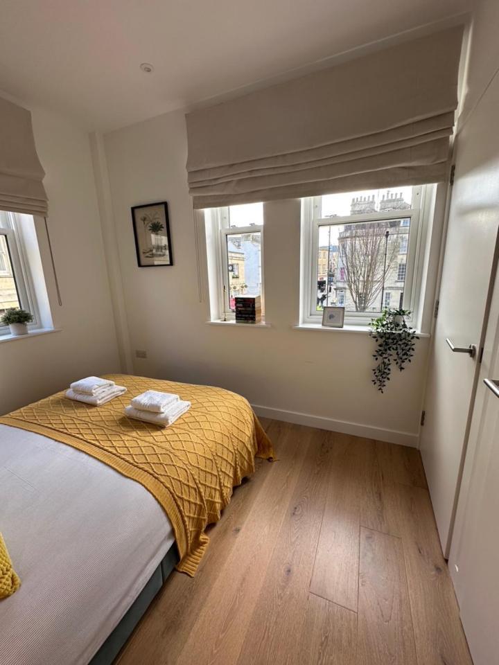 Contemporary Pied A Terre In The Heart Of Bath Exterior foto